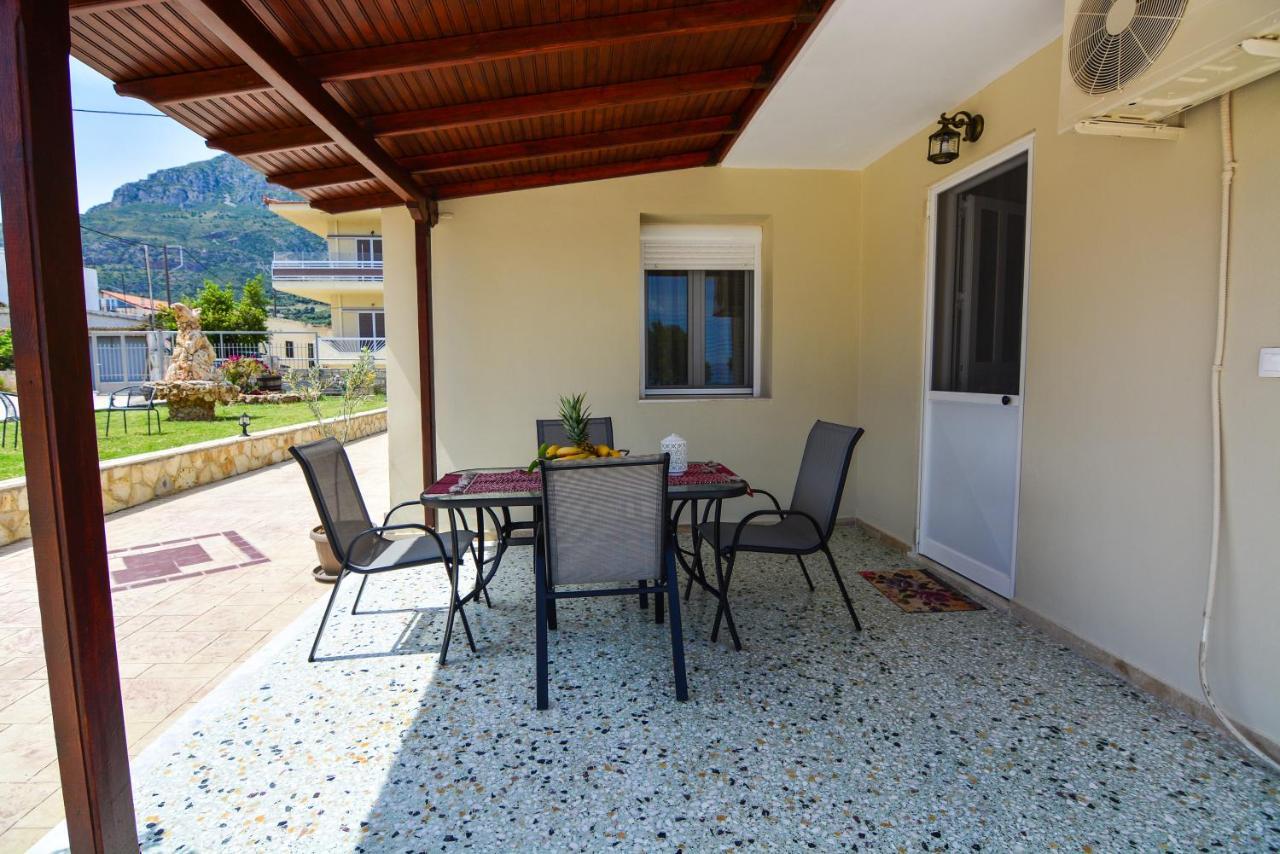 Olea Apartments Ксилокастрон Екстер'єр фото