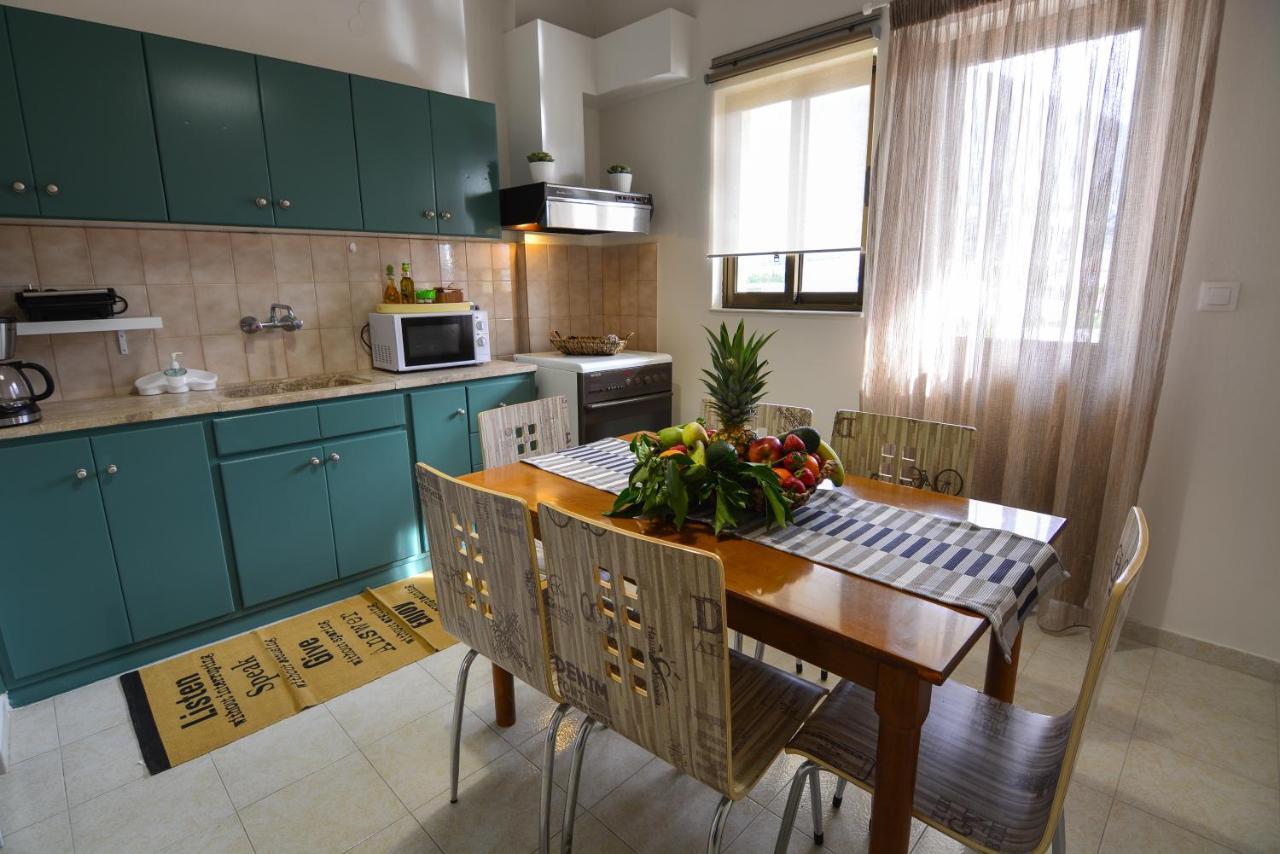 Olea Apartments Ксилокастрон Екстер'єр фото